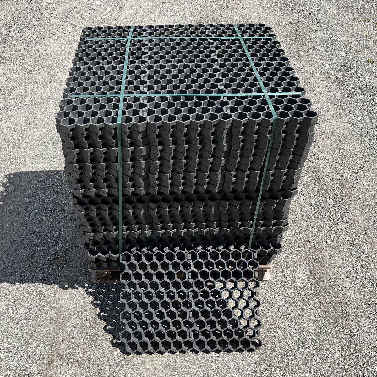Heavy Duty Grass Gravel and Paddock Pavers A2058