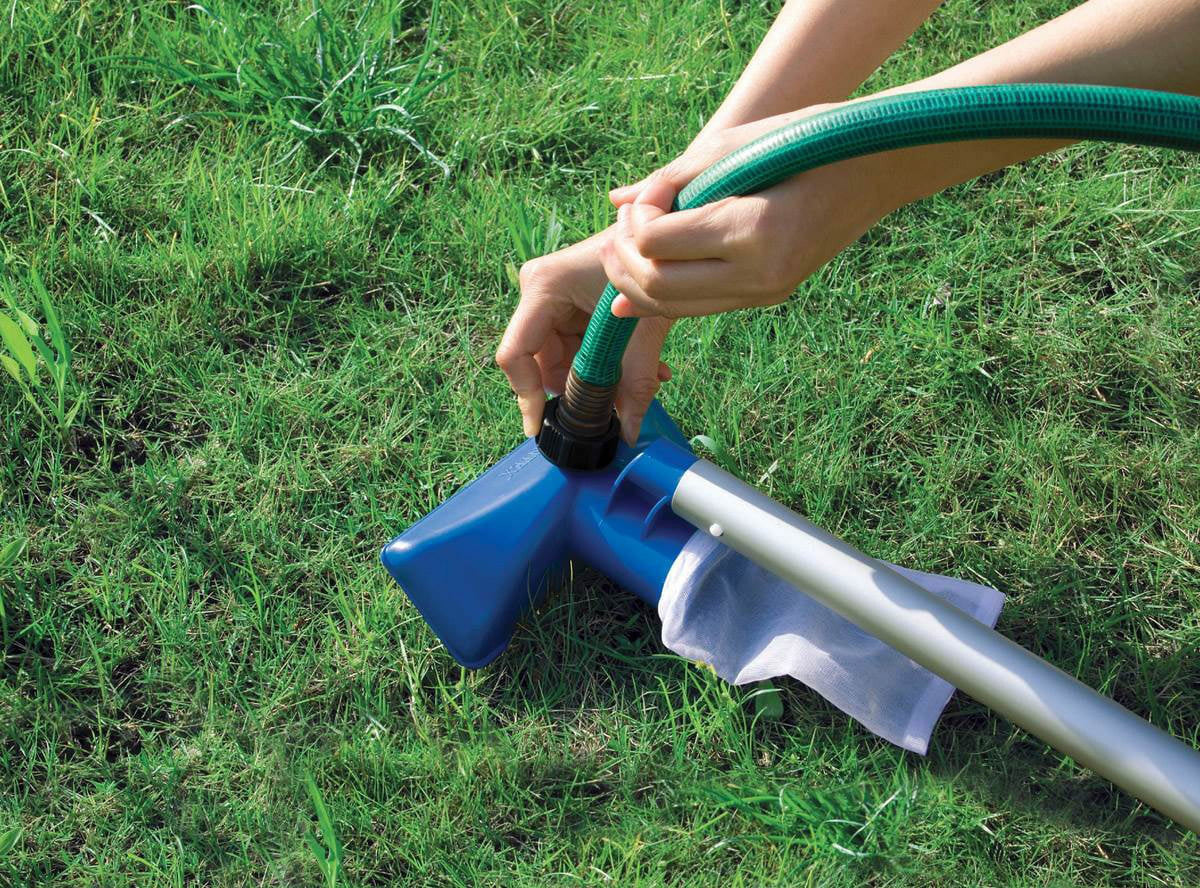 Round Swimming Pool Kit with Vacuum Skimmer, Pole, and Cover Tarp R4879