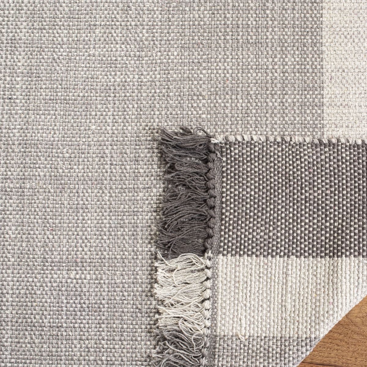 Ivory/Grey Cotton Striped Area Rug, 3' x 5' C7022