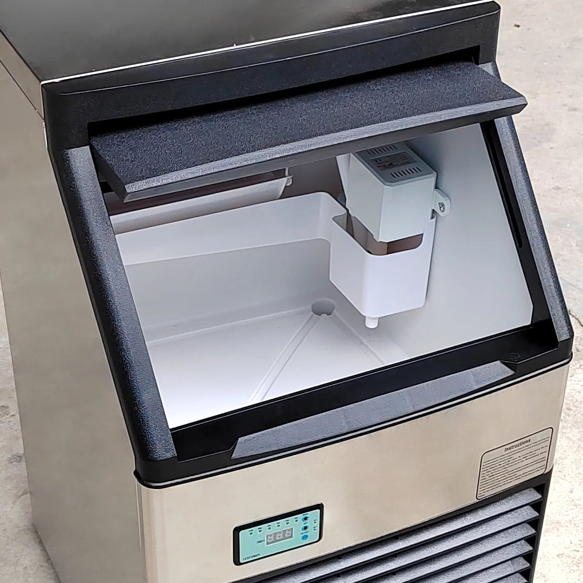 Commercial Auto Ice Cube Machine 132 LBS/Day E263