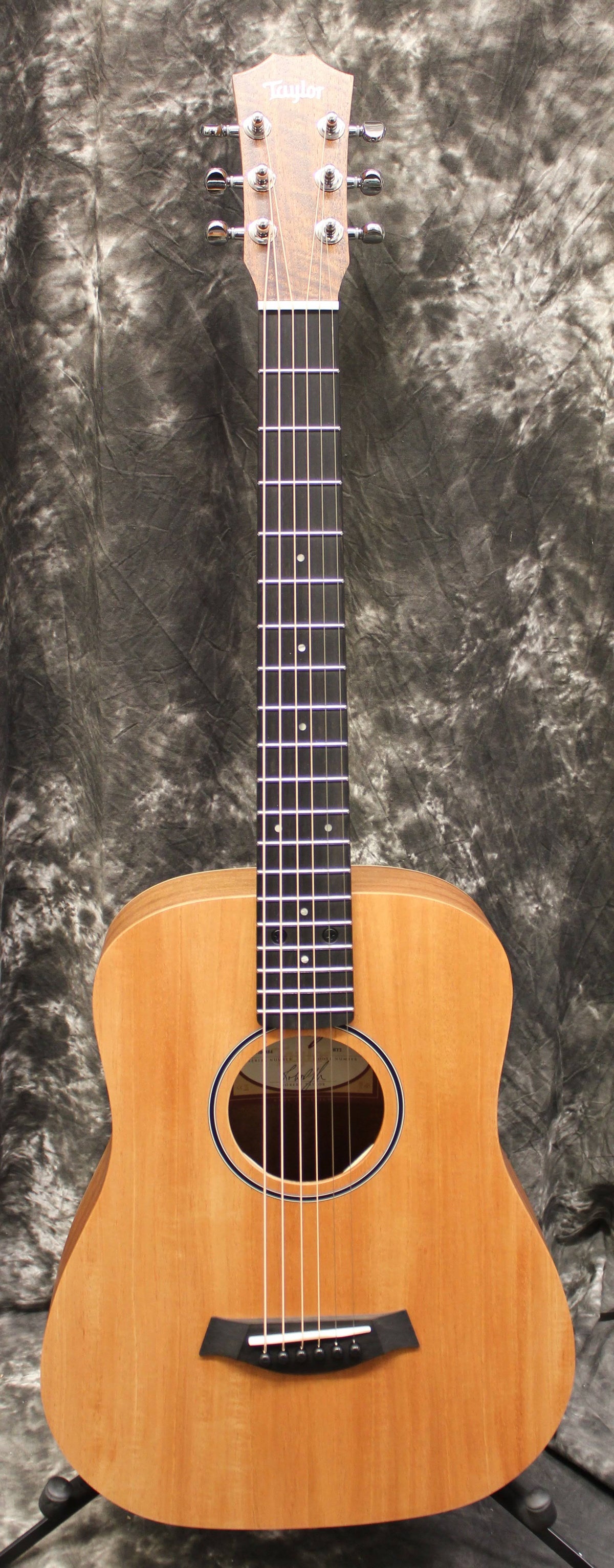 Mahogany Acoustic Guitar Z4154