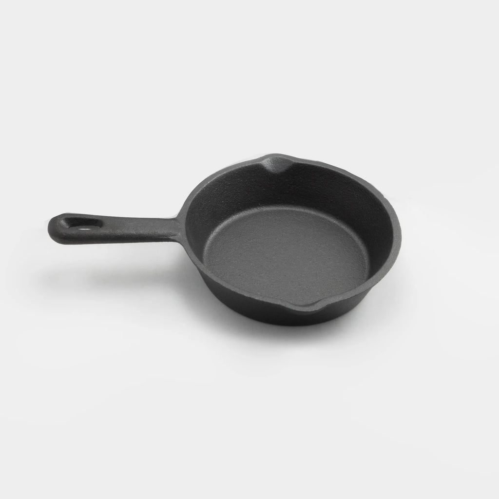 3 Pc Cast Iron Skillet Set O763778