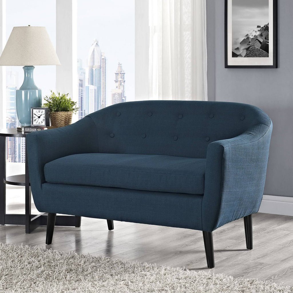 Light Gray Loveseat Z9184