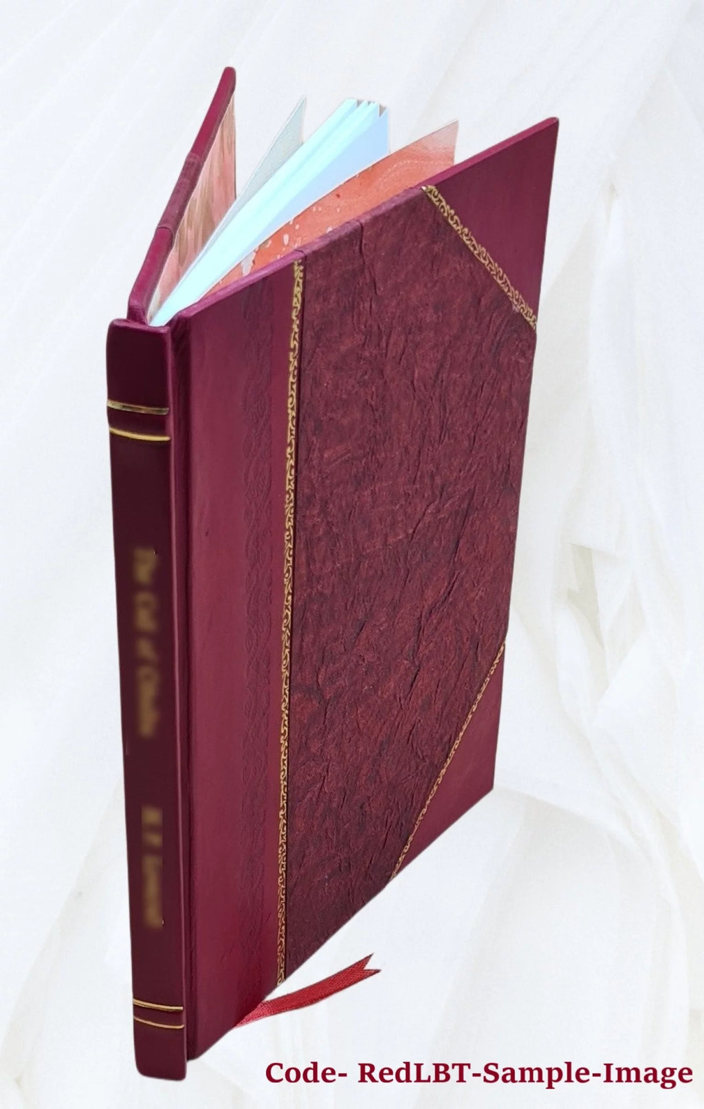 Report of commission appointed by the secretary of the interior to investigate certain charges against Hon. E. P. Smith, the commissioner of Indian affairs 1874 Leather Bound J751908