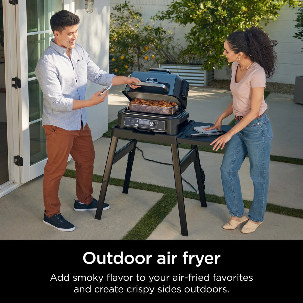7-in-1 Outdoor Grill & Smoker U334000