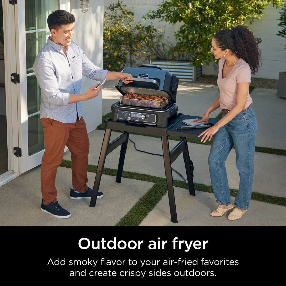 7-in-1 Outdoor Grill & Smoker U334000
