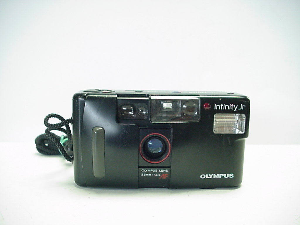 35mm Point & Shoot Film Camera B3346
