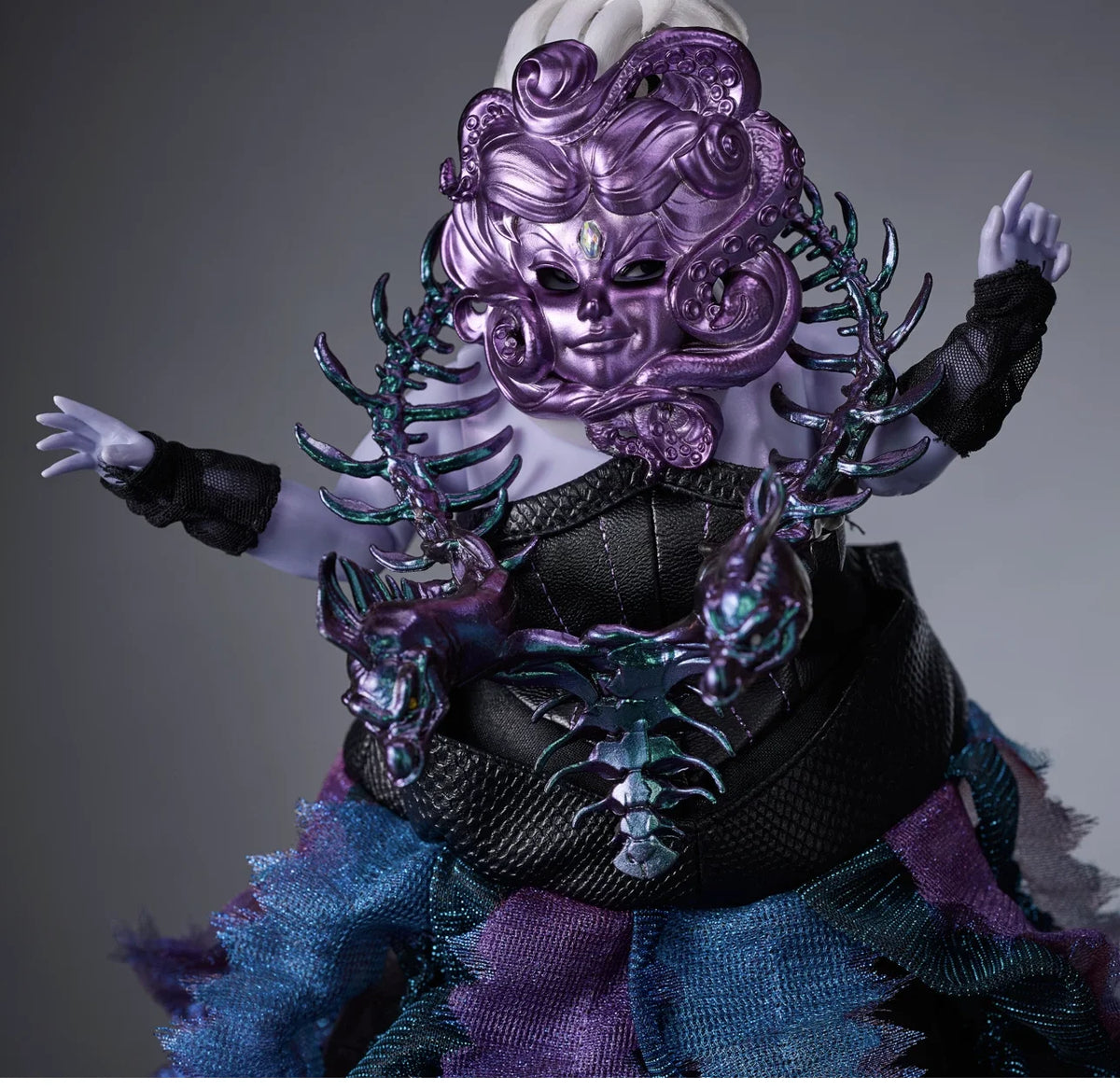 Ursula Limited Doll with Box C25691
