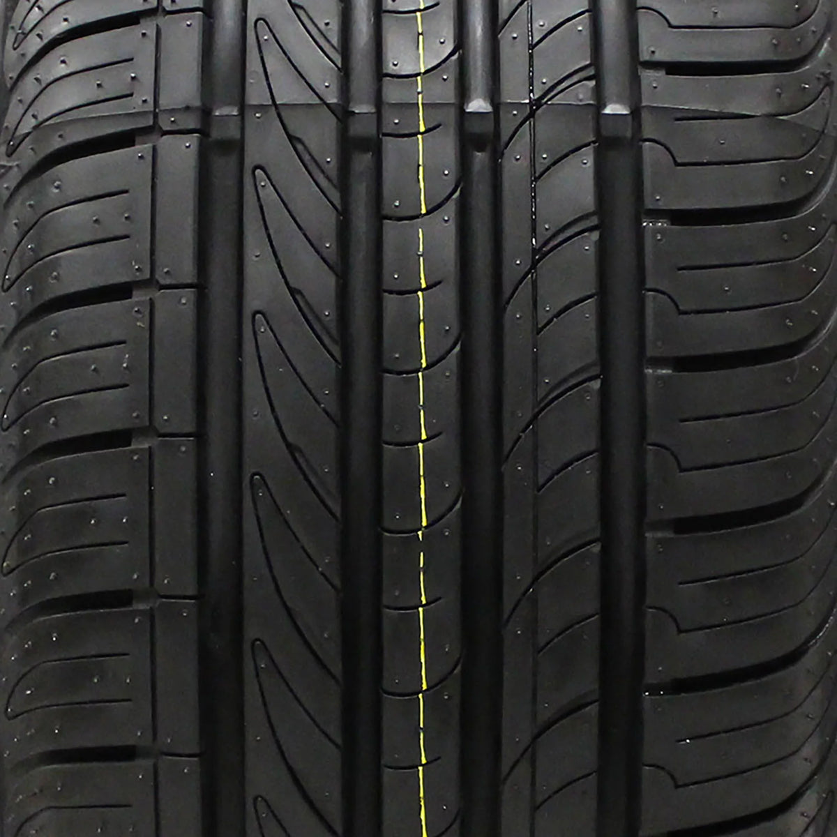 All Season Passenger Tire G647639