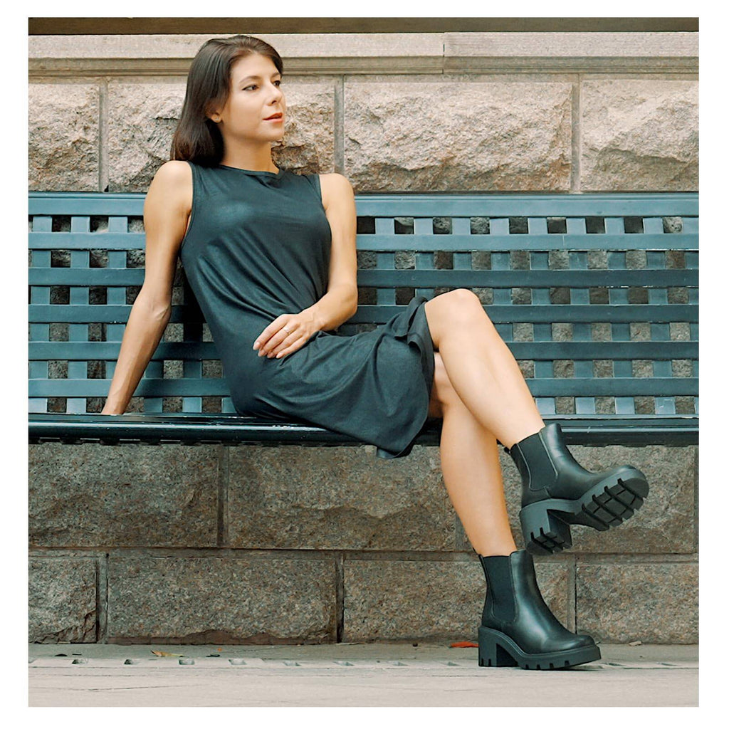 Black Chunky Platform Chelsea Boots T225