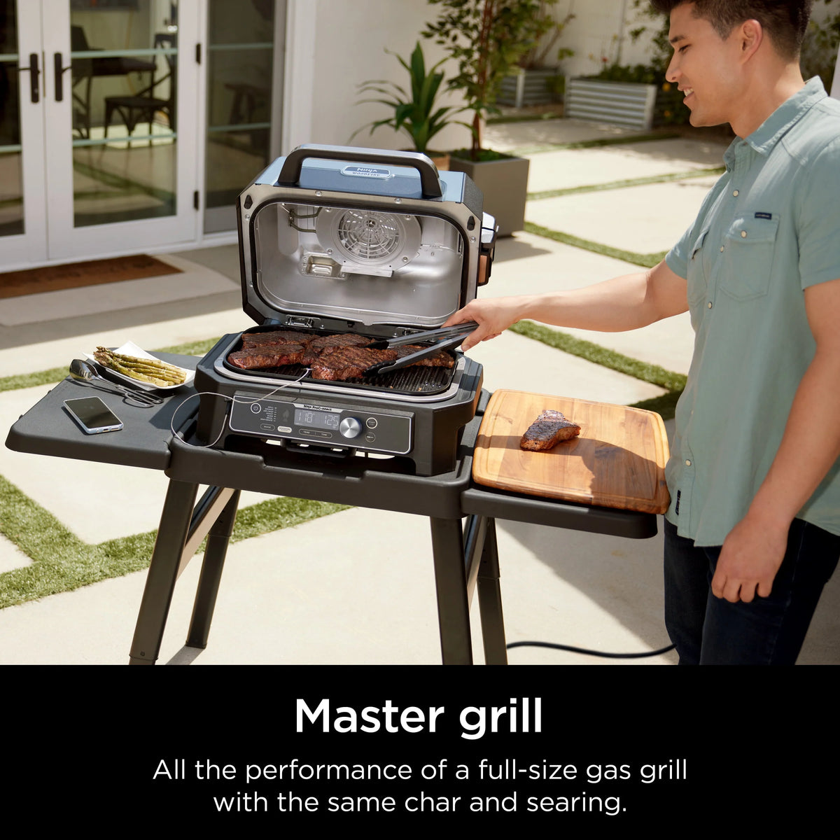 7-in-1 Outdoor Grill & Smoker U334000